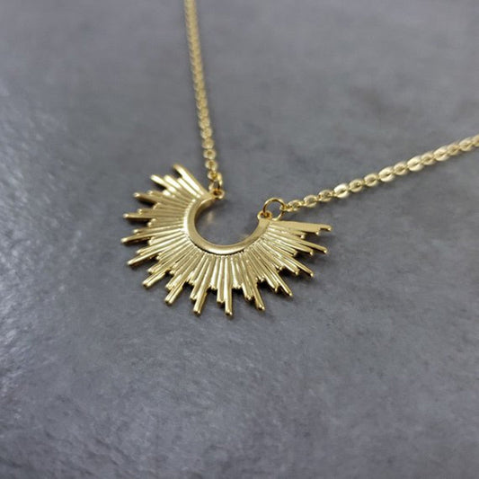 V Attract Vintage Spike Sunburst Charm Pendant Necklace Women Men Jewelry Boho Starburst Collares Gold  Choker Necklaces-0